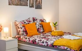 Ultracentral Golden Gatehouse 3 Bdrm